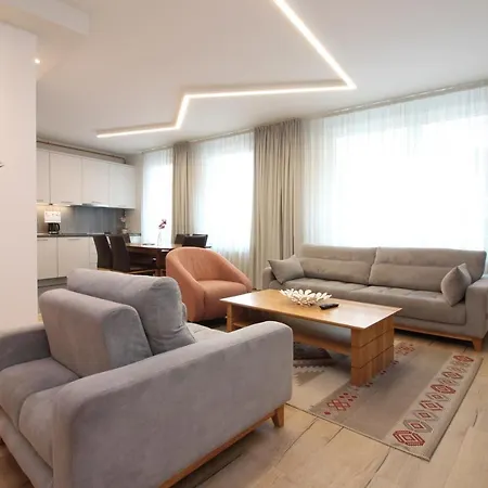 Daily Apartment *