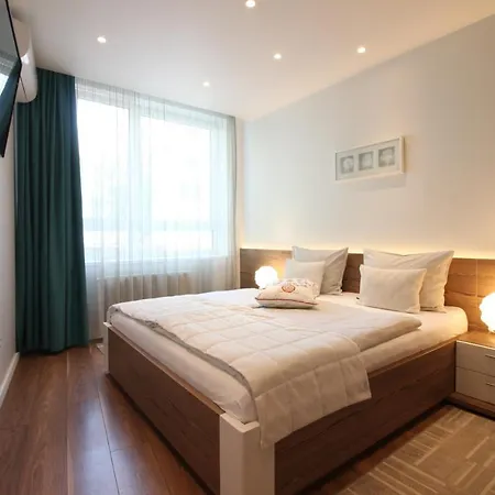 Apartment Daily *