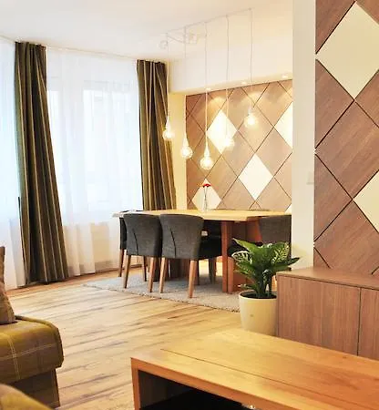 Daily Apartment *