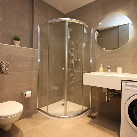 Daily Apartment *