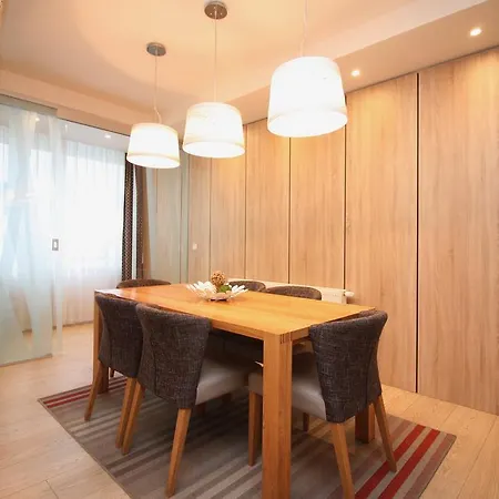 Apartment Daily *