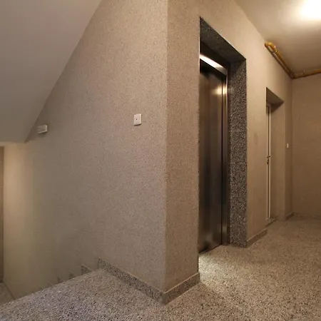Apartment Daily